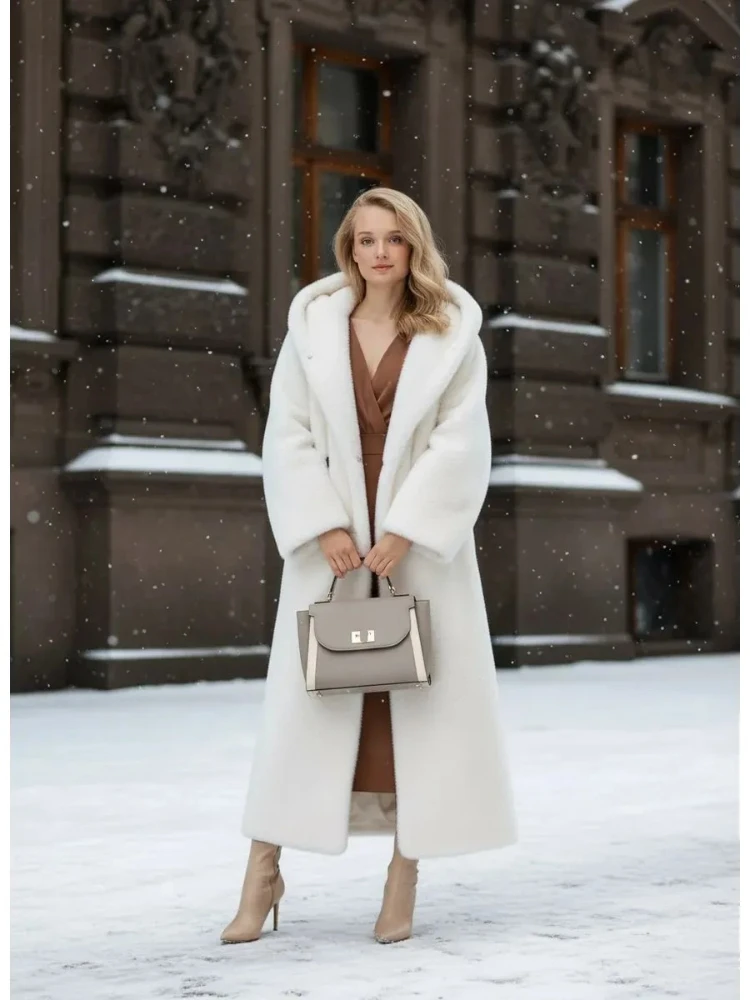 Winter Extra Long Oversized Warm Thick Black Soft Fluffy Hairy Faux Fur Coat Women Loose Casual European Fashion Jacket 2025 New
