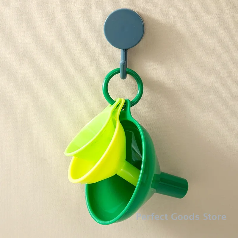 3-piece Funnel Set Kitchen Plastic Large-caliber Small-large Oil And Wine Funnel Dispenser Tool