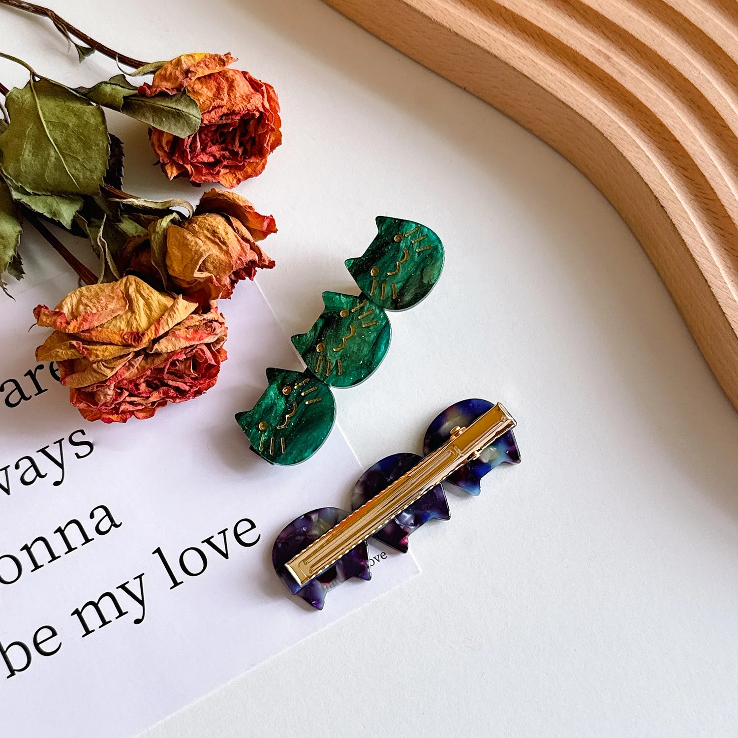 Precision Side Clips 6.3cm Acetate Sheet Cat Design 1pc Flat Hair Clips for Flyaways Dainty Barrettes Asian Fit