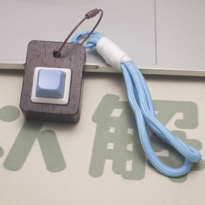 木製 EDC キーボードフィジェットクリックおもちゃキーホルダーキーキャップストレスリリーフ子供大人のギフト指ボタン抗ストレスおもちゃ