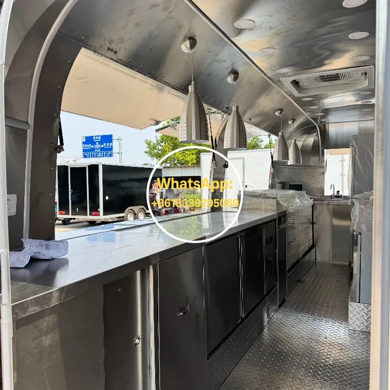 5.6 Meter Mobile Stainless Steel Kitchen Air Stream Food Truck Snack and Chip Display Snack Cart Towable Fast Food Trailer