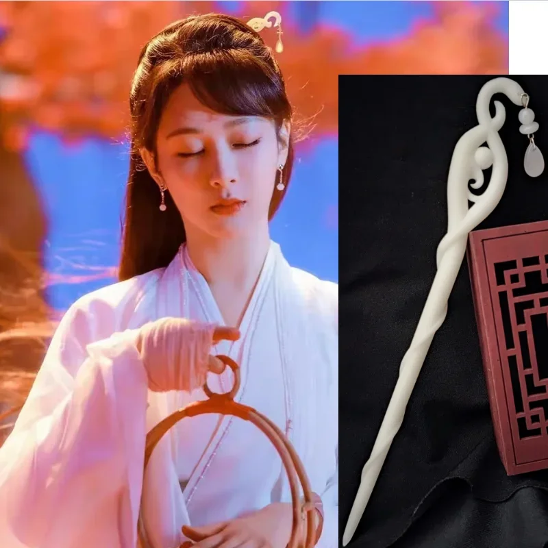 Xiaoyao's hairpin with the same paragraph is lengthened and thickened the resin imitates the hairpin  hair accessories.