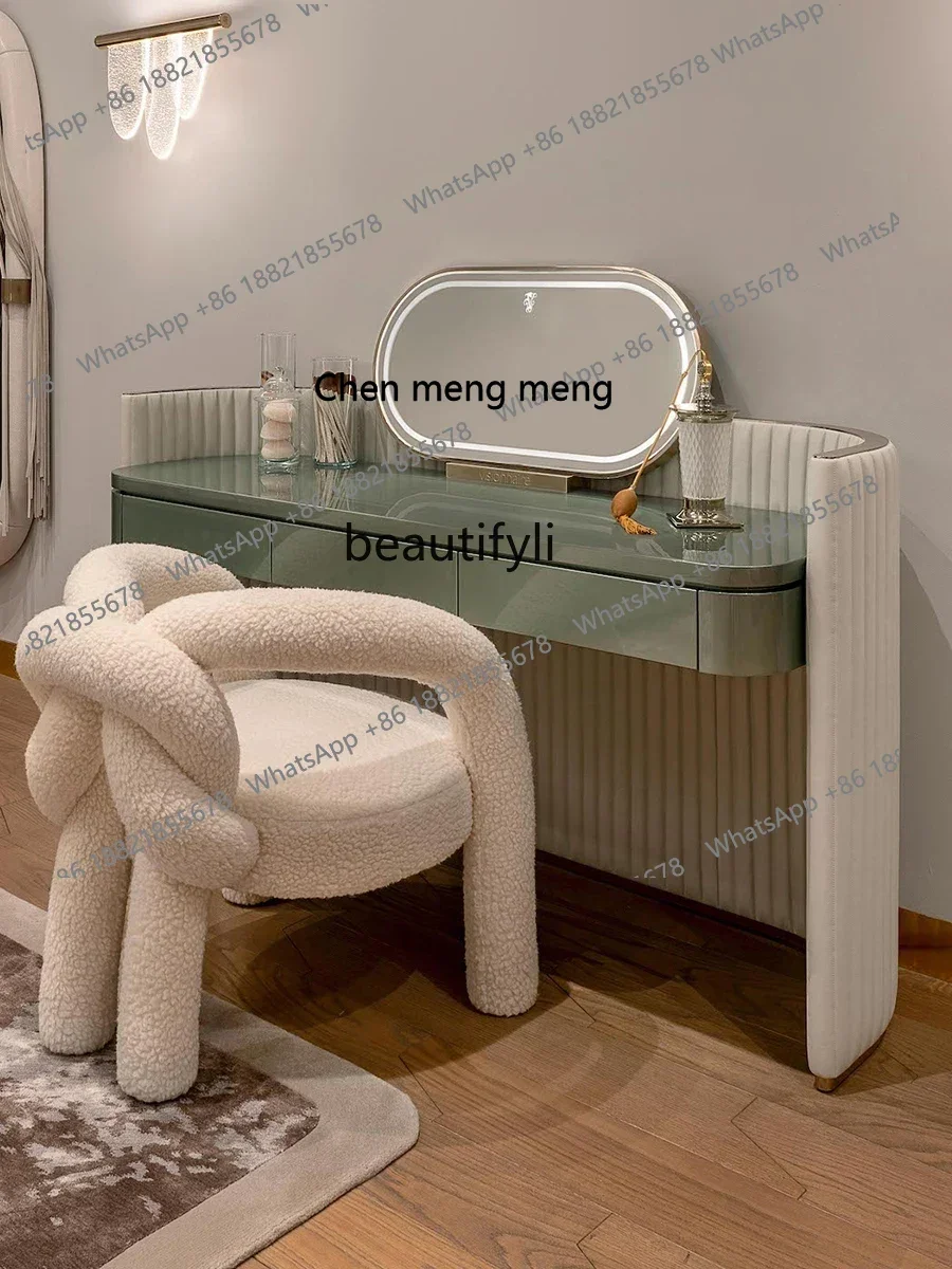 P178 Mobile da toeletta minimalista italiano a tre secchi Armadietto moderno integrato Luce Camera da letto di lusso Cabi per gioielli di fascia alta