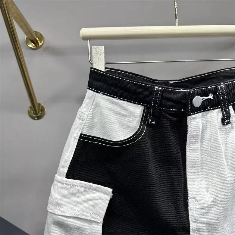 Big pocket workwear denim short skirt for women, spring 2025 new style spicy girl, high waist slimming hip hugging half skirt