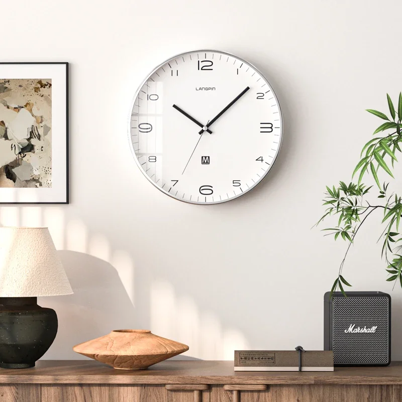 

Современные легкие роскошные скандинавские модные простые часы для гостиной, спальни, офиса, бесшумные металлические часы, настенные часы, кварцевые часы, подвесные часы