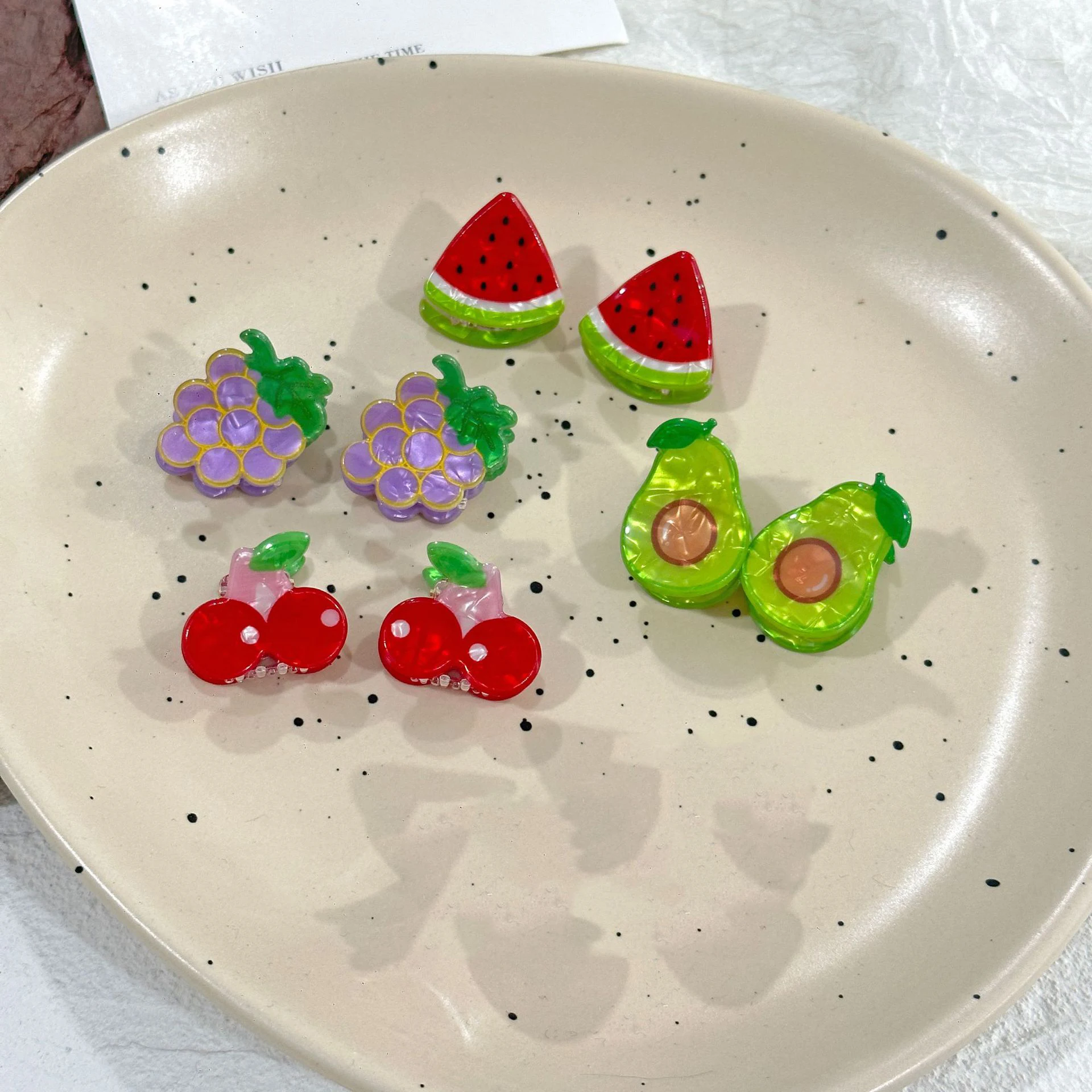 

2Pcs/Lot Cute Mini cherry watermelon Hair Clip Claw For Women Hair Accessories New Fruit Gripper Shaped Hair Accessories Tool