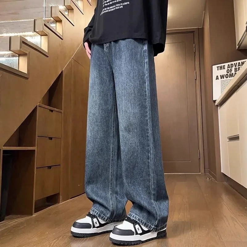 

Men's Blue Washed Wide Leg Jeans with Loose Fit Straight Leg Denim Trousers