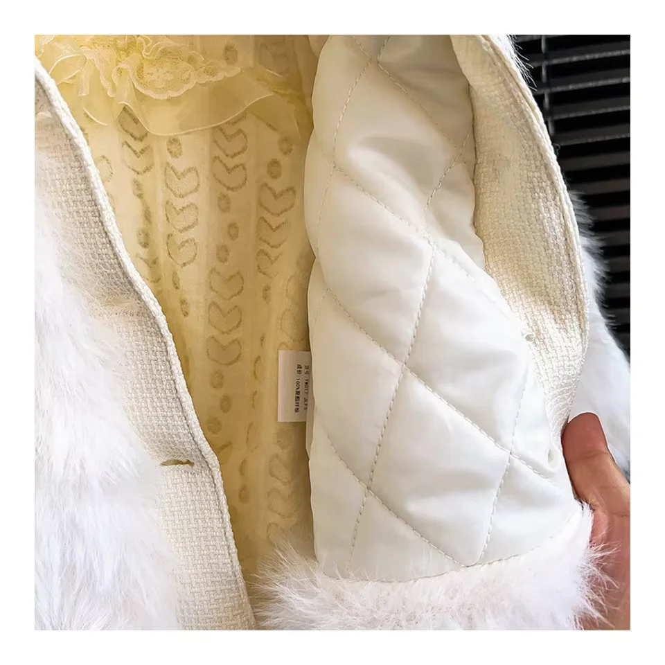 Girl's Imitation Fur Short Jacket Autumn and Winter 2026 New Children's Sweet Thickened Cotton Coat
