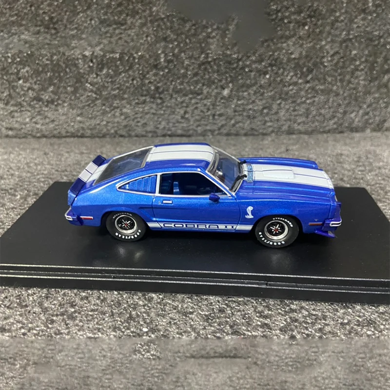 GreenLight 1:43 Scale 1976 Ford Mustang Cobra Simulation Alloy Car Model Static Display Collectible Gift Souvenir Decration