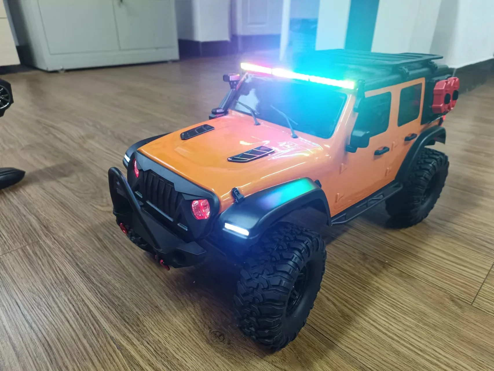 Upgraded Version R1011 Wrangler 1:10 Full-scale Remote Control Model Car Simulation High-speed Off-road Climb RC Cars Toys Gifts