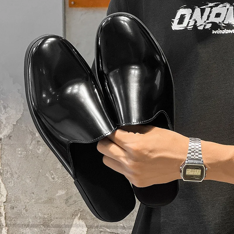 2026 Men's Shoes Summer Shoes Half Slippers Sandals Business Casual Shoes Men Mules Breathable Slip-on Peas Shoe Homme Slippers
