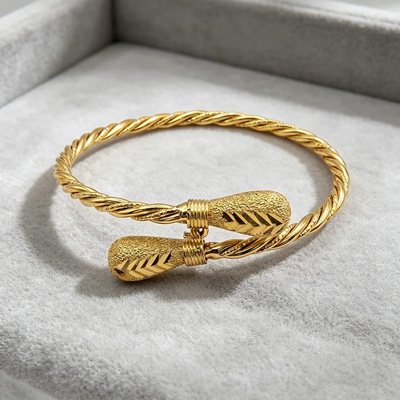 Luxury Dubai 18K Gold Color Bangle For Women African Jewellery Bracelets Brazilian Indian Wedding Designer Bracelets Gifts
