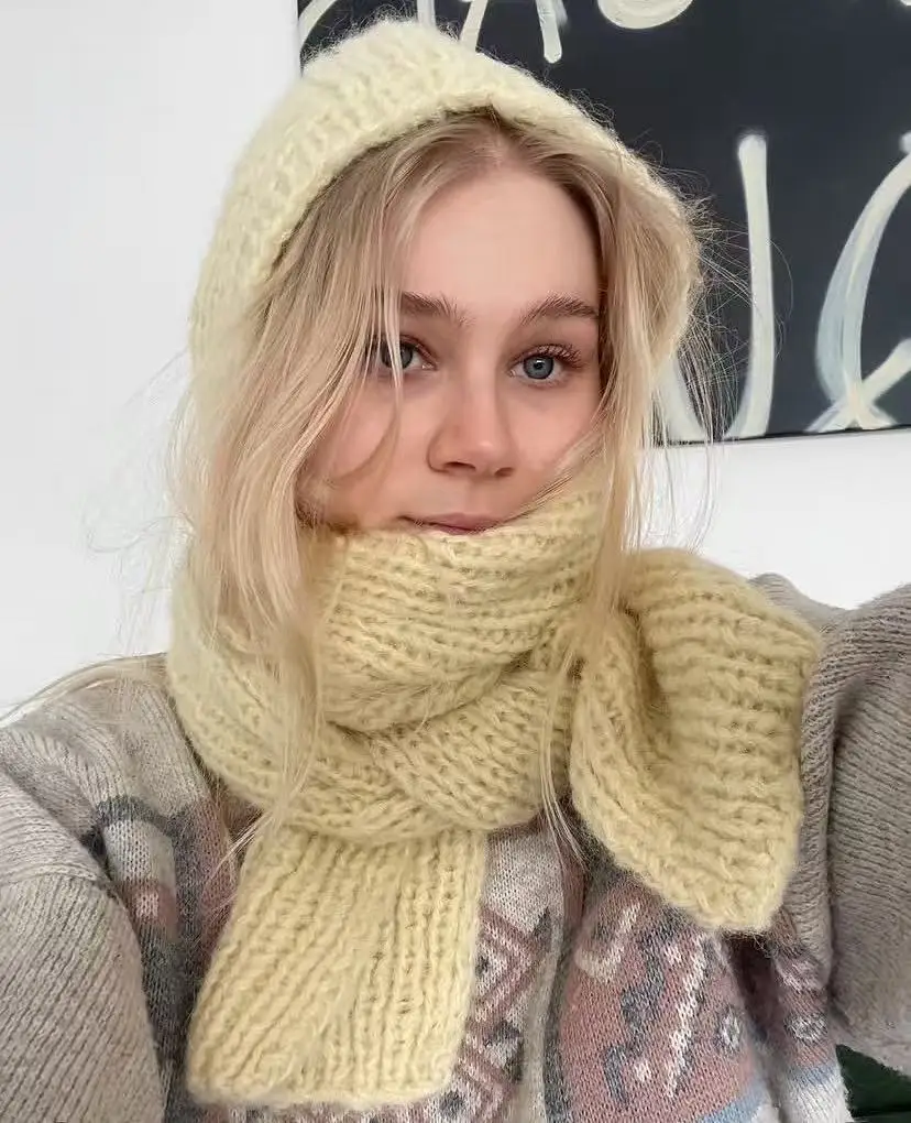 New Hat and Scarf in One, Thick and Warm for Autumn and Winter, Balaclava Knitted Hat, Women's Scarf