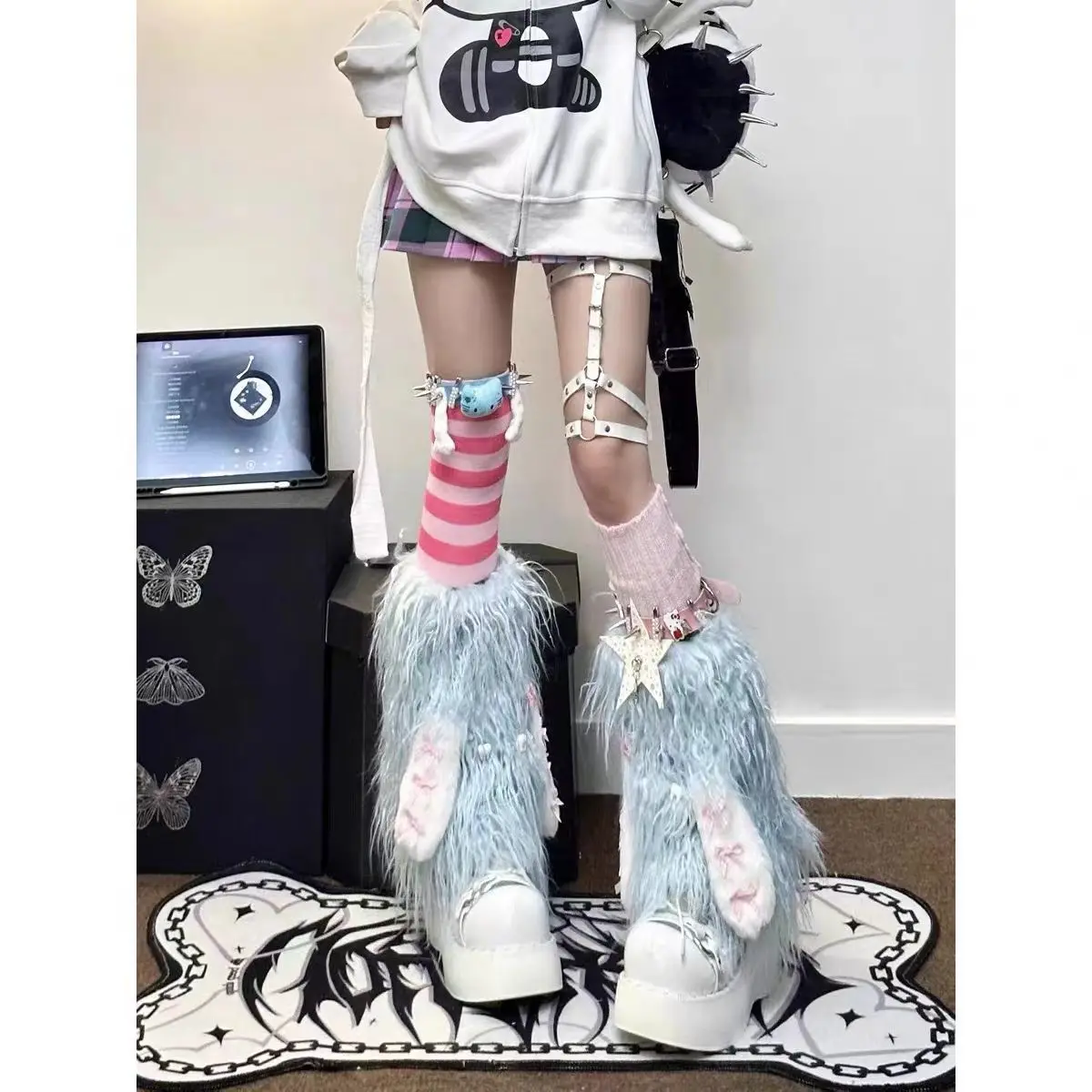 Snow Monster Subculture Y2k Lazo de oreja larga Lana larga Calcetines superpuestos de piernas de dos colores Calcetines hasta la pantorrilla Kawaii Rosa Azul