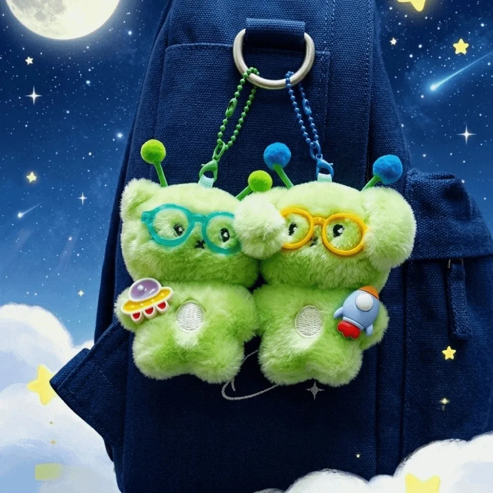Fluffy Fabric Cat Keychain PP Cotton Filling Soft Touch Alien Kitten Lightweight Portable Odorless Polyester