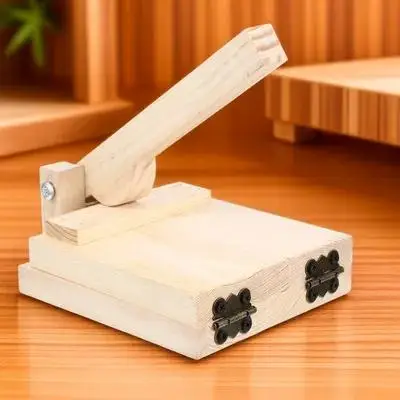 

1 pc Household Dumpling Presser Ergonomic Design Food Grade Dough Pressing Mold Creative Dumpling Wrapper Maker Kitchen Gadget