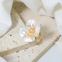 Natural Freshwater Baby Pearl Mother of Pearl Petal Ring Korean Women's Luxury Jewelry Fashion Women's and Girls' Gifts GR0400