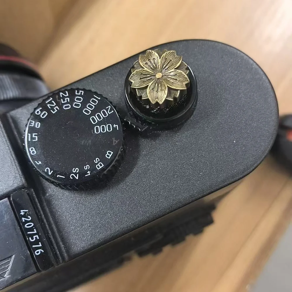 اليدوية ساكورا المعادن مصراع زر غطاء الحذاء الساخن الرجعية ل فوجي XT4 XT5 XT50 XE4 نيكون ZF لايكا Q3 M11 باناسونيك S9 كاميرا