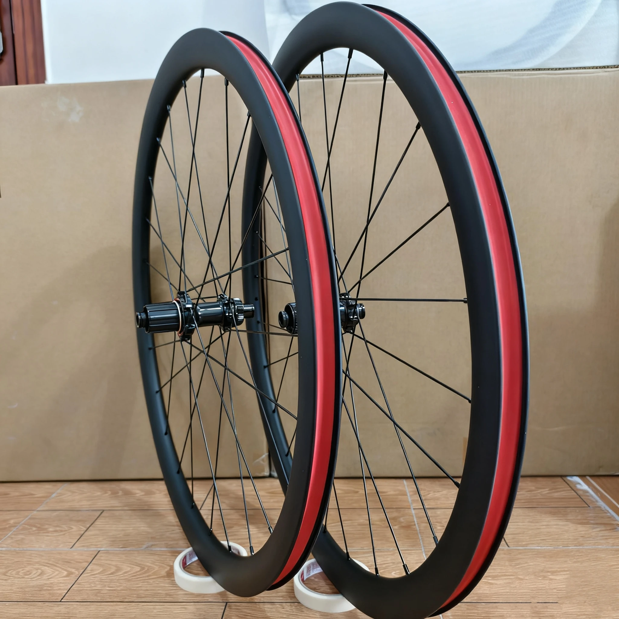 700c 35mm Height Carbon Road Bike Wheels Disc Brake 36T Ratchet Hub Cycling Wheel UD Surface With Tubeless Carbon Disc Wheelset