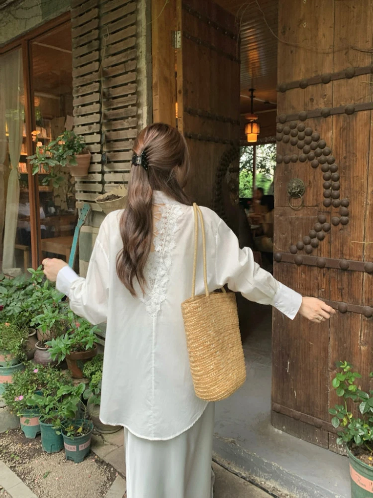 

Женская свободная блузка с длинными рукавами и кружевной спинкой, кардиган с открытым воротником в корейском стиле, летняя новинка, модный дизайн с вырезами