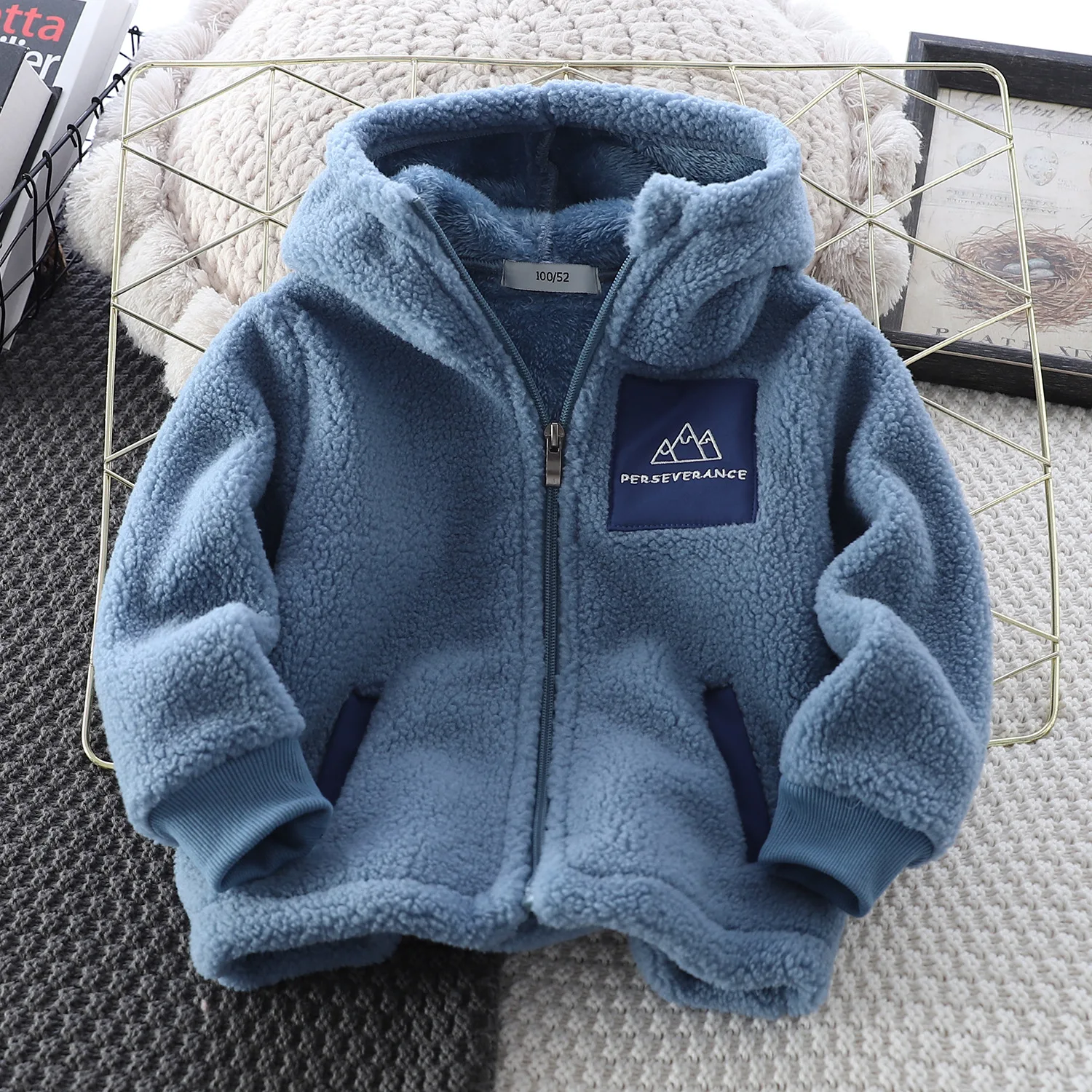 IYEAL Children\'s Coat 2024 Autumn New Collection with Velvet Thickened Boy\'s Hooded Jacket for Casual Warmth