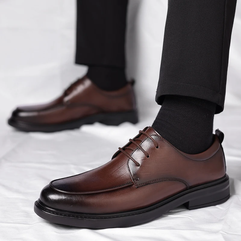 2024 genuine leather fashionable casual men's classic business Oxford shoes versatile men's shoes wedding retro leather shoes