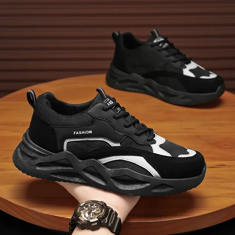 أحذية رياضية للرجال صيفية جديدة موضة مريحة مضادة للانزلاق نعل ناعم شبكي قابل للتنفس كاجوال ممتص للصدمات