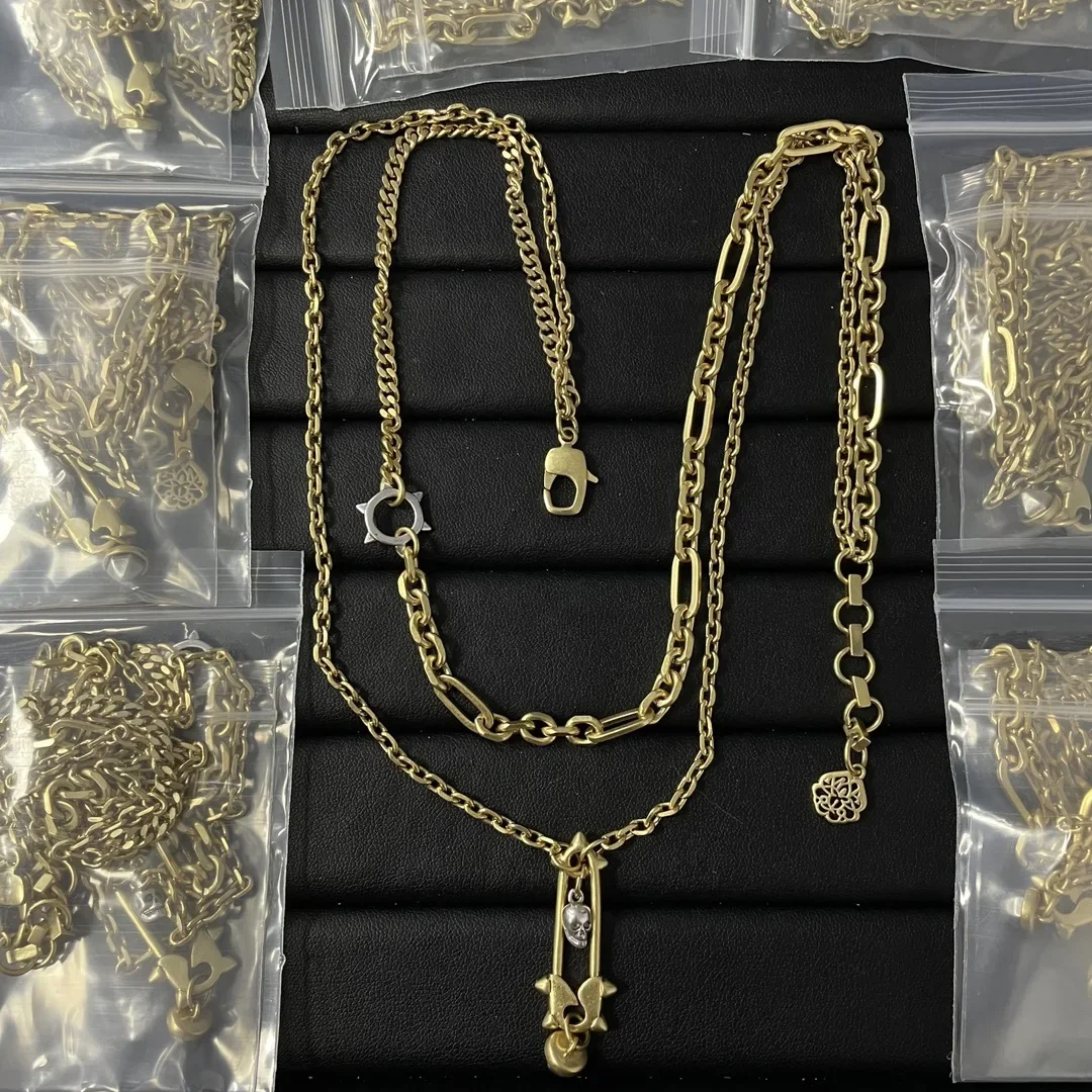 

2025 new hollow irregular necklace, fashionable, versatile, casual, high luxury
