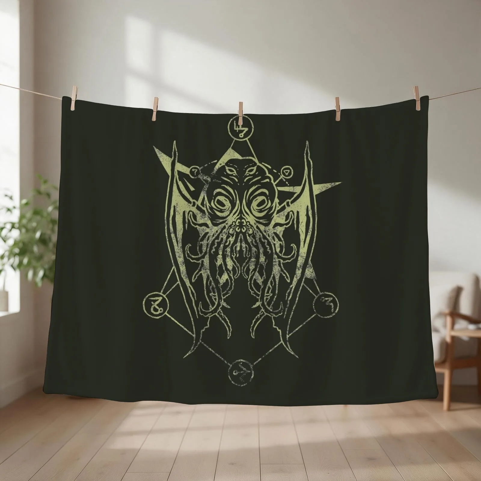 Cthulhu - Lovecraft - Light green version Throw Blanket Hairy Flannel Fabric Decorative Beds anime Blankets
