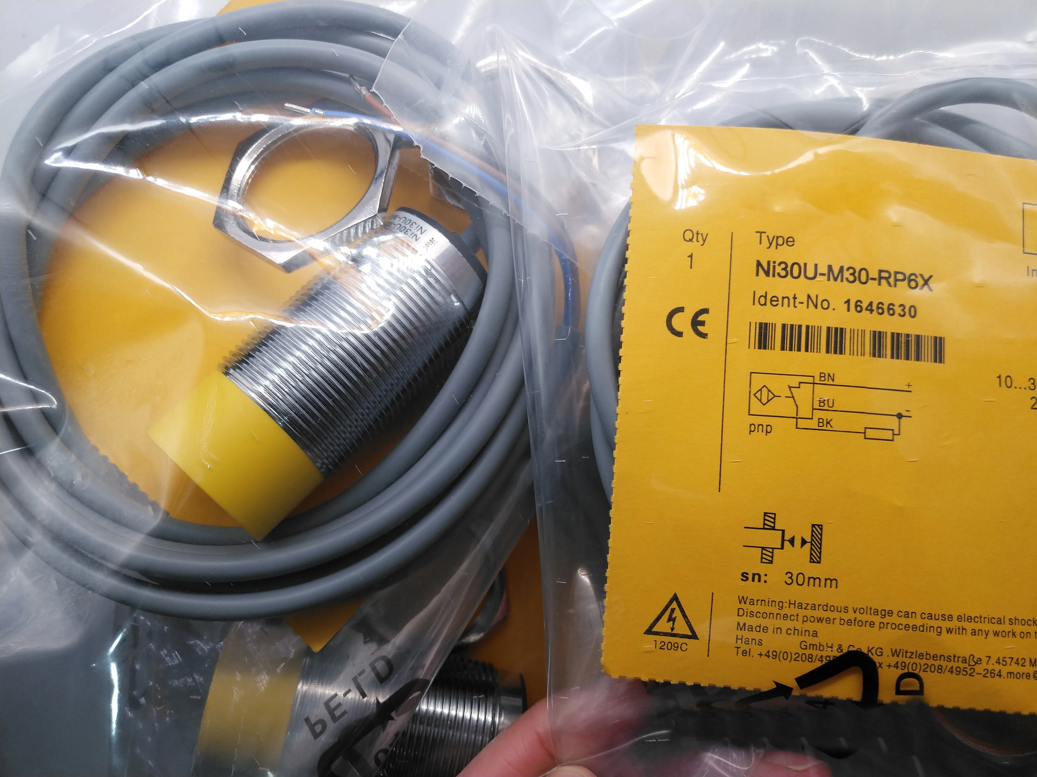 

In Stock New Proximity Switch Sensor NI30U-M30-RP6X High Quality Seller One-year Warranty