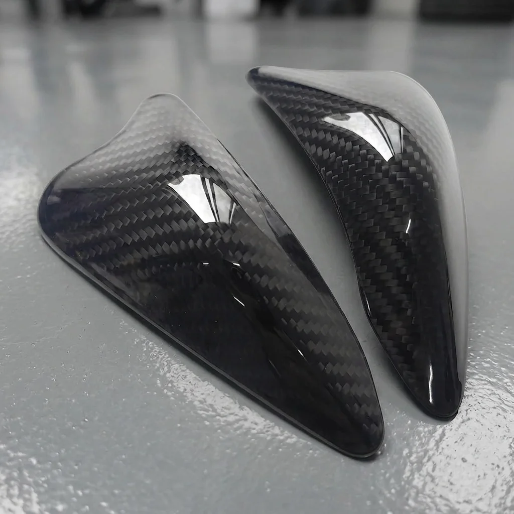 

For Aprilia RS 660 2020-2025 Carbon Fibre Fuel Tank Side Protection Cover Motorcycle Gas Tank Guard for Enhanced Safety