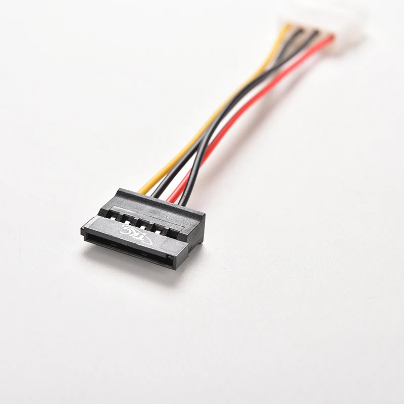 1Pcs 4 Pin IDE Molex Zu 15 Pin Serial ATA SATA HDD Festplatte Power Adapter Kabel Heißer Verkauf