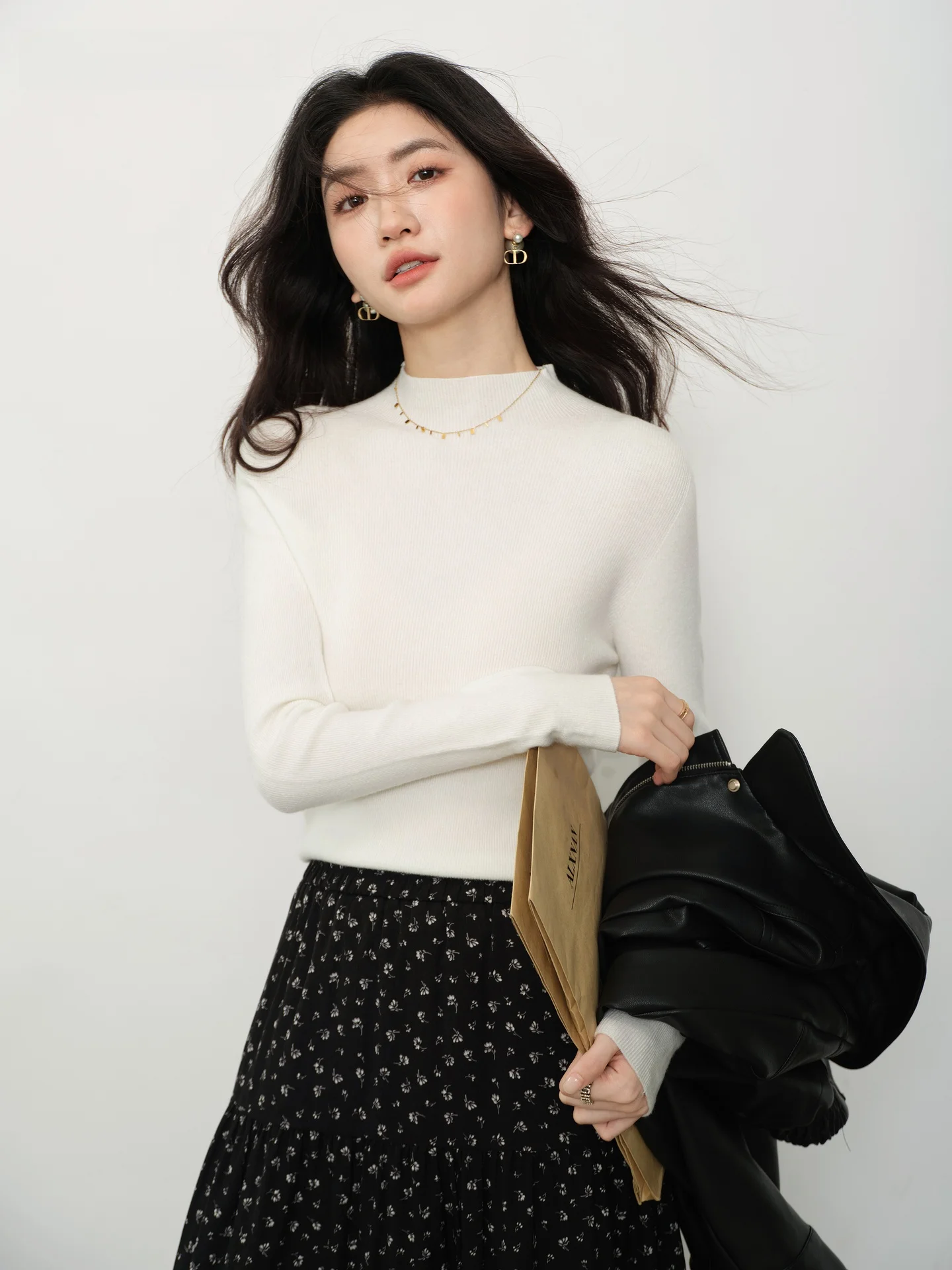 

South Deer Women's Long Sve Knitted irt Slim Fit Base Layer Top Cr Color round Ne Casual Sle for Autumn Season