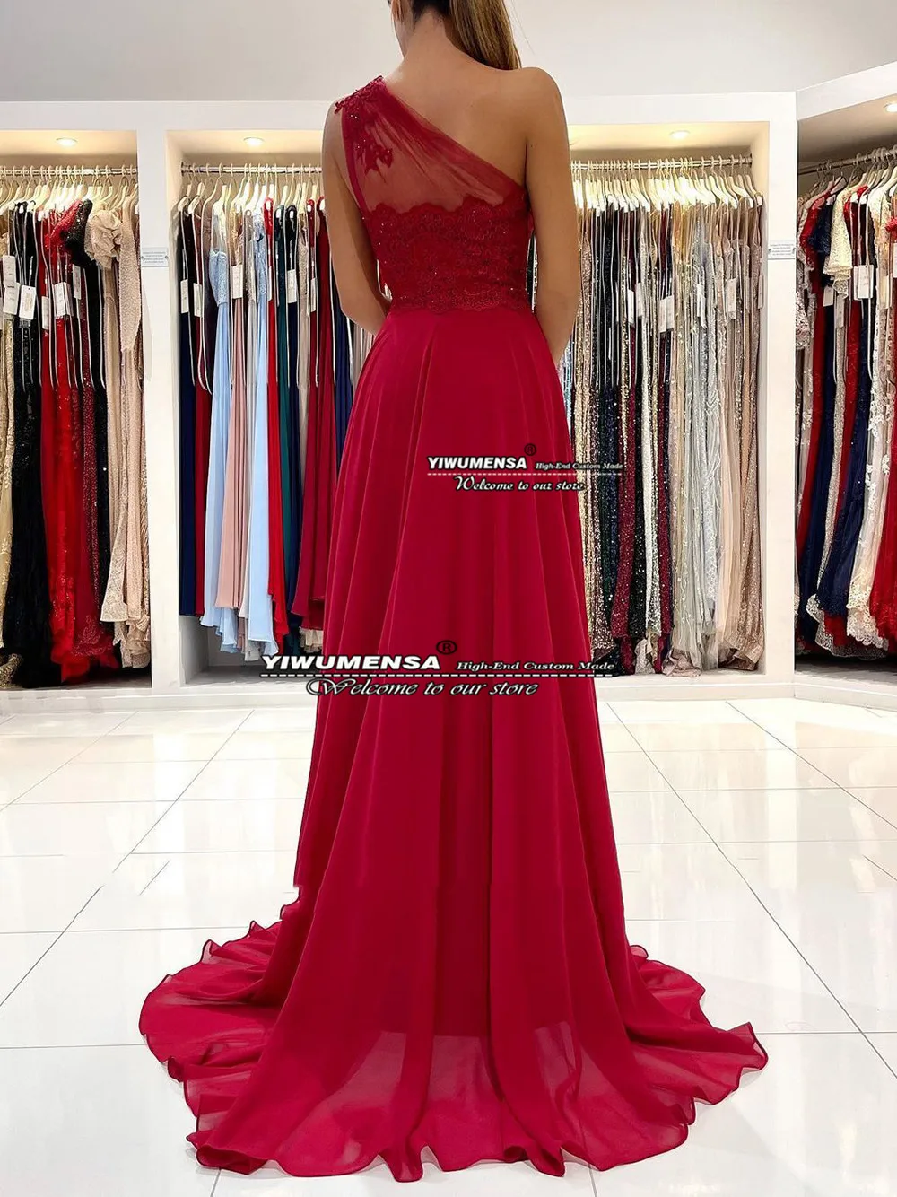 Red A Line Voan Prom Dresses Side Chia Phụ Nữ Trang Phục Chính Thức Bên Buổi Tối Ăn Mặc Một Vai Appliques Beading Sweep Train Gowns