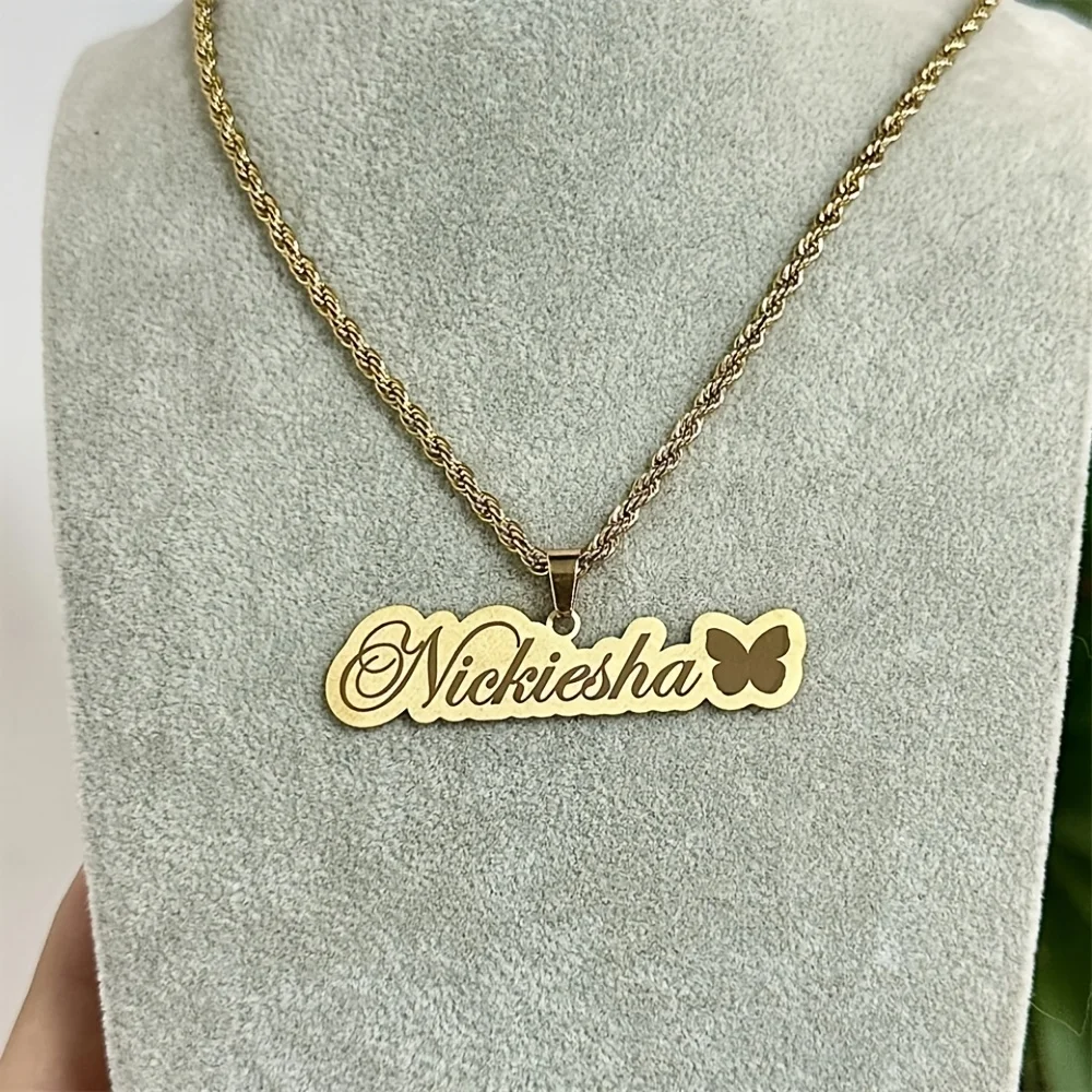 Collier chaîne en corde gravé sur mesure avec nom, bijoux en acier inoxydable, pendentif papillon personnalisé avec plaque nominative, cadeau idéal pour femme