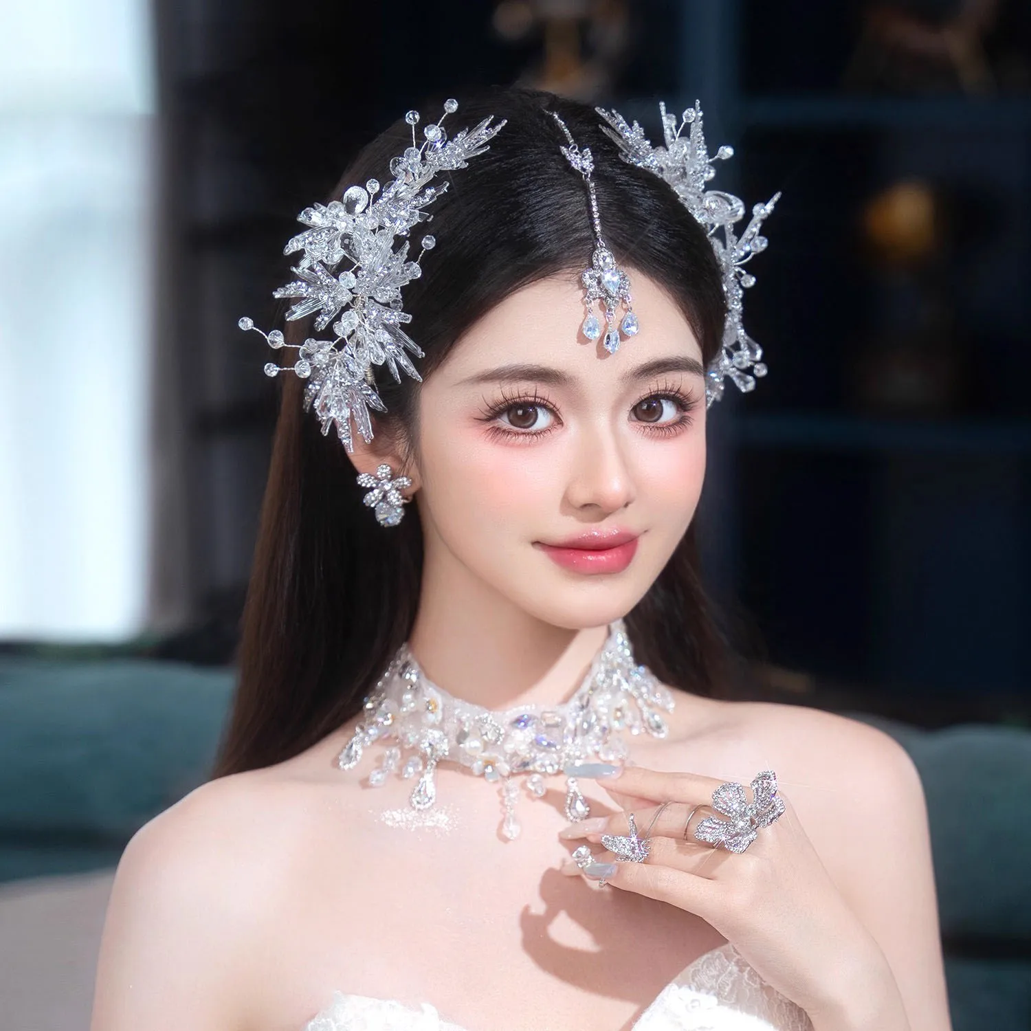 Handmade Crystal Bride Headwear Elegant Wedding Veil for Evening Gown Makeup Banquet Travel Photography Fashion Hair Accessory