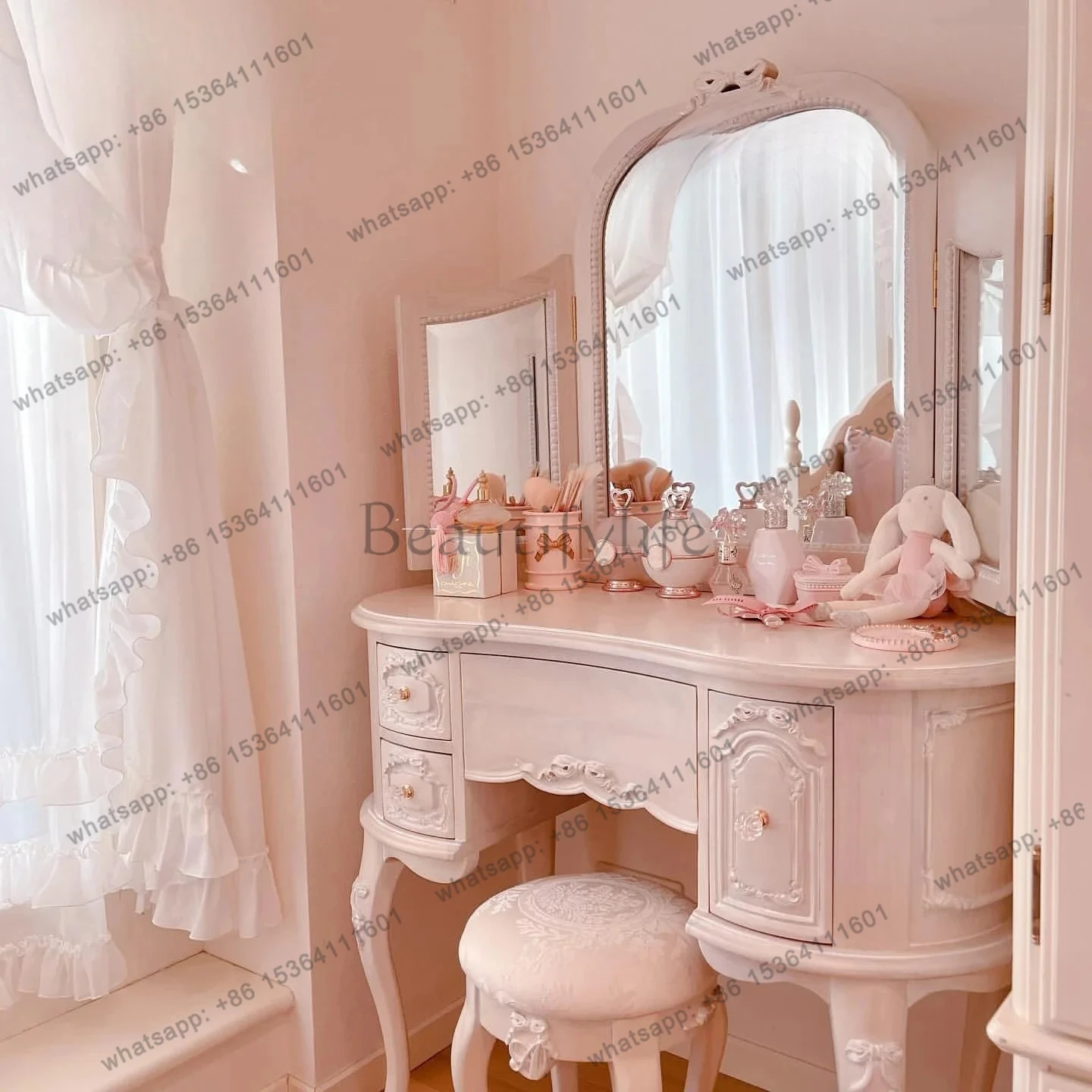 

French Solid Wood Pink Bedroom Pink Princess Style Dressing Table American Engraved Flower With Mirror Dressing Table Furni