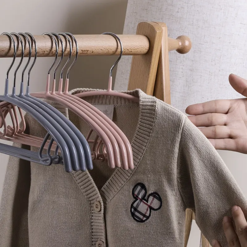 

Hanger household soaked metal non-slip non-marking stainless hanging children's clothes support is suitable for wardrobe storage