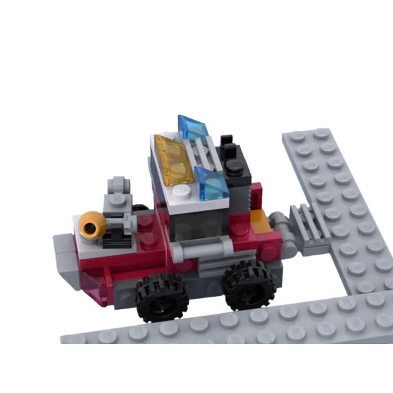 MOC-62511 MiniรถไฟสีแดงFireboat-เดสก์ท็อปเครื่องประดับการศึกษาอิฐปริศนาของเล่นเด็กของขวัญวันเกิด 59PCS