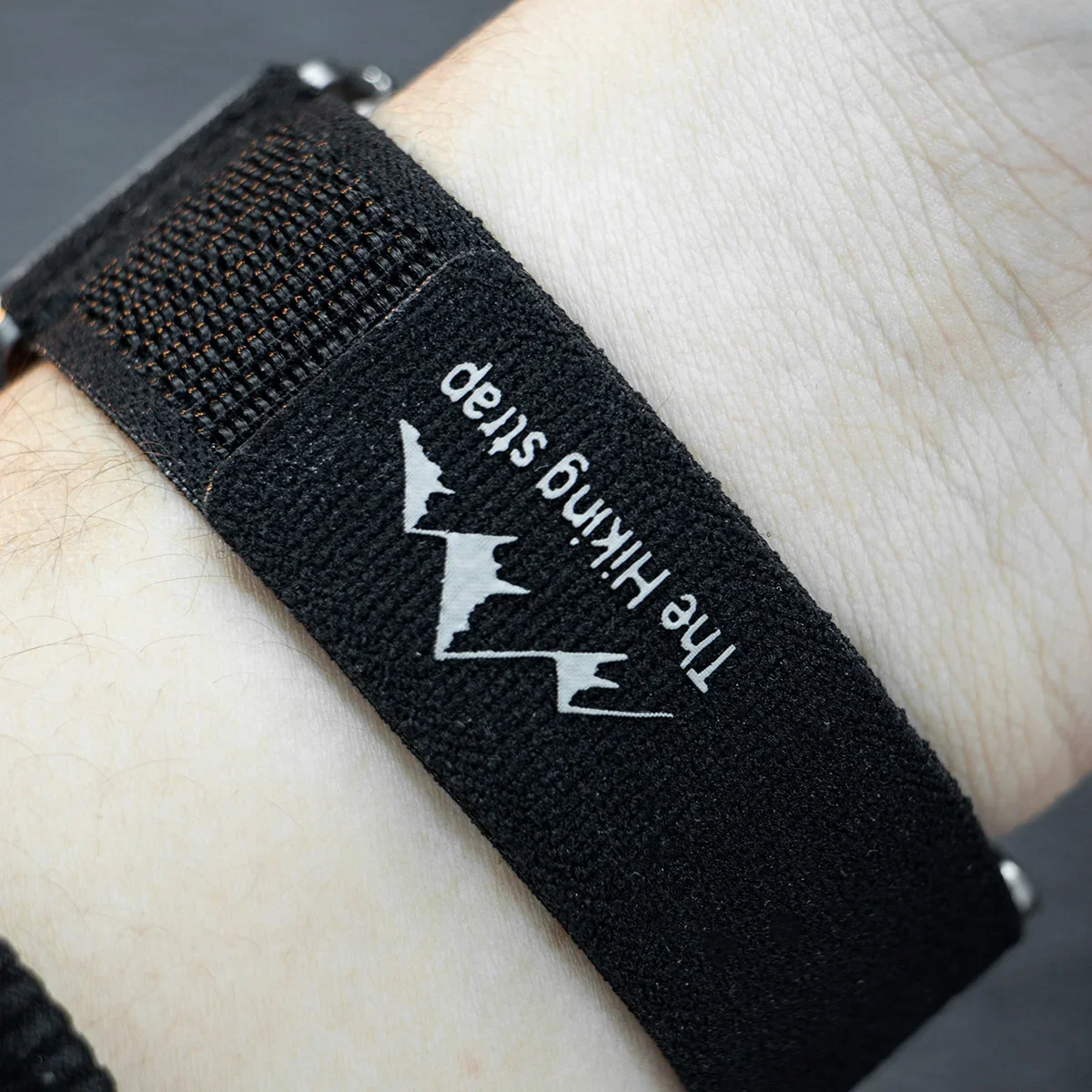 Magnetyczna klamra do paska Apple Watch Ultra 2 49mm 46mm 45mm 44mm 41 42mm nylonowy pasek sportowy pasujący do iWatch S109876543se2