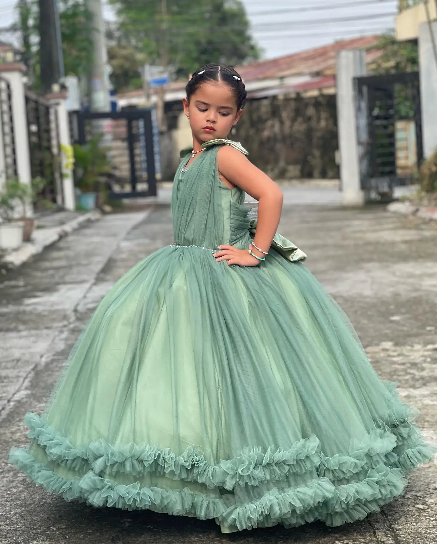 Vestido de princesa de flores para niña, vestido de fiesta de boda, vestido de baile verde, vestido de primera comunión, lazo grande en la espalda