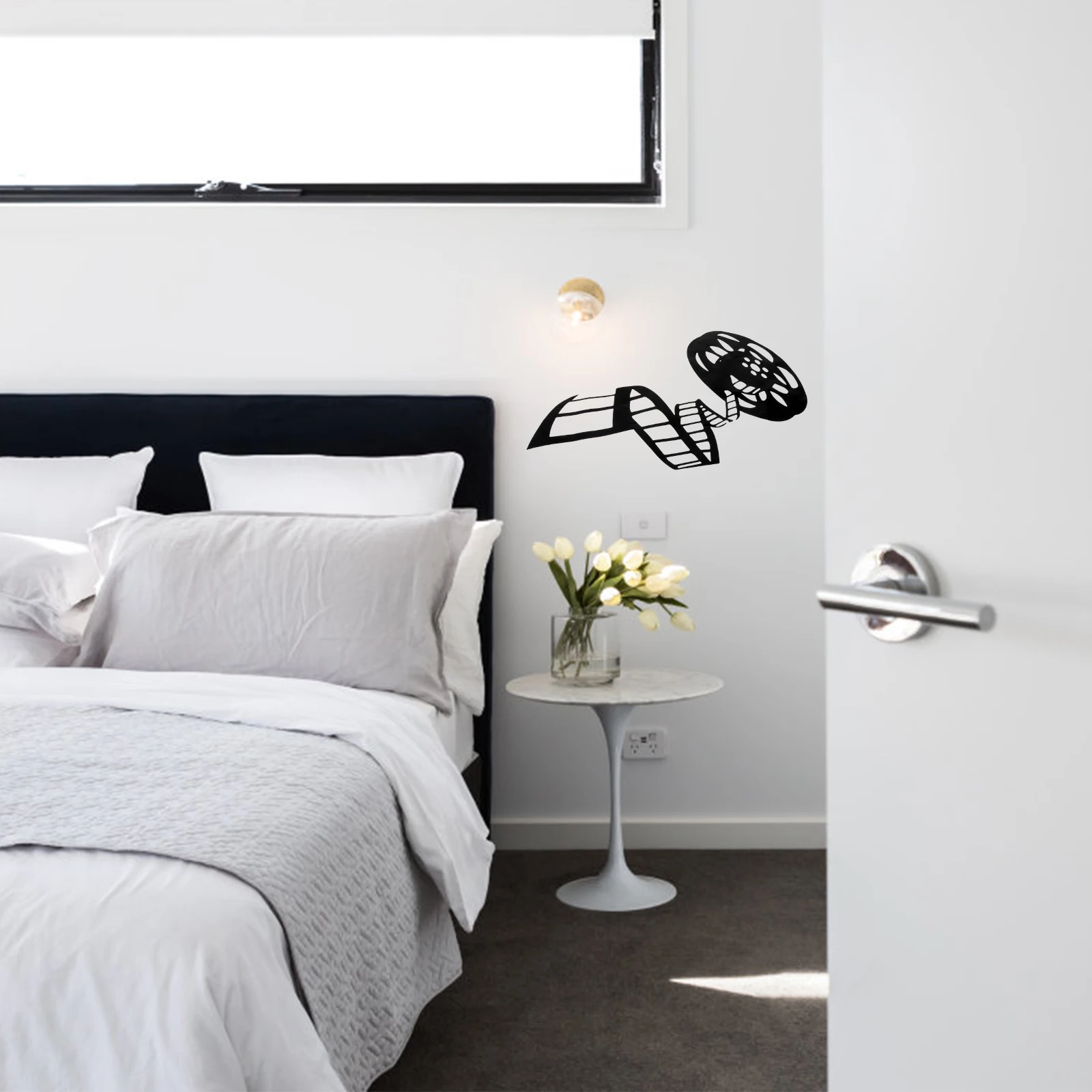 

Movie Reel Wall Sticker Vintage Style Decorative Wall Decal for Living Room Bedroom Studio Removable Movie Theater Decor