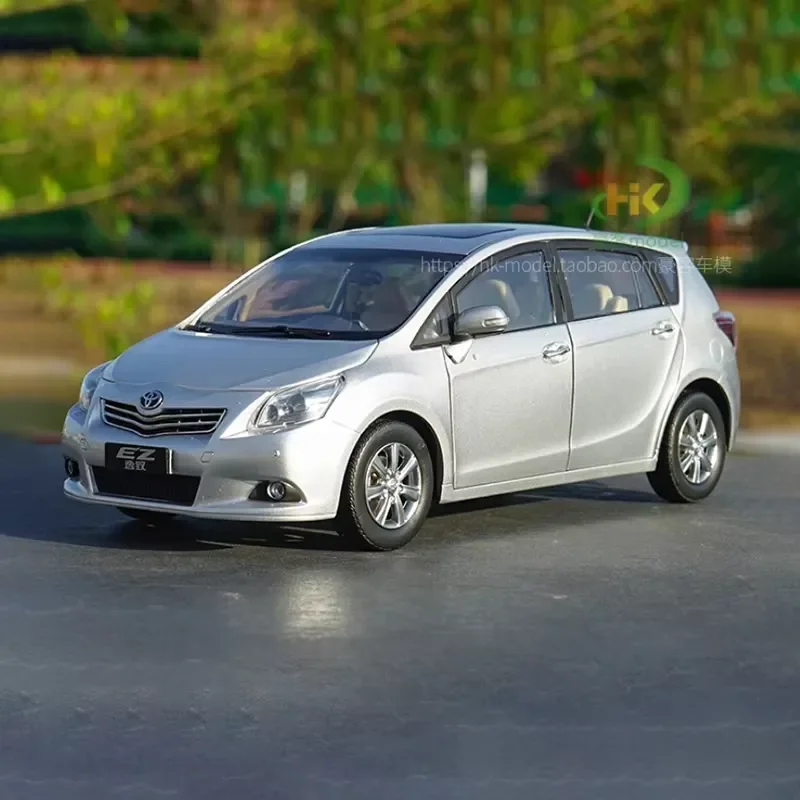 for EZ VERSO 1:18 Diecast Alloy Car Model Detailed Simulation Static Display Ornament Premium Collectible Gift Toy