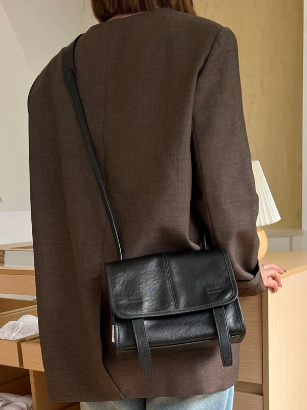 

Новинка 2026, повседневная кожаная сумка через плечо, женская мягкая сумка-конверт из воловьей кожи, дубленая кожа, мотоциклетная сумка-конверт