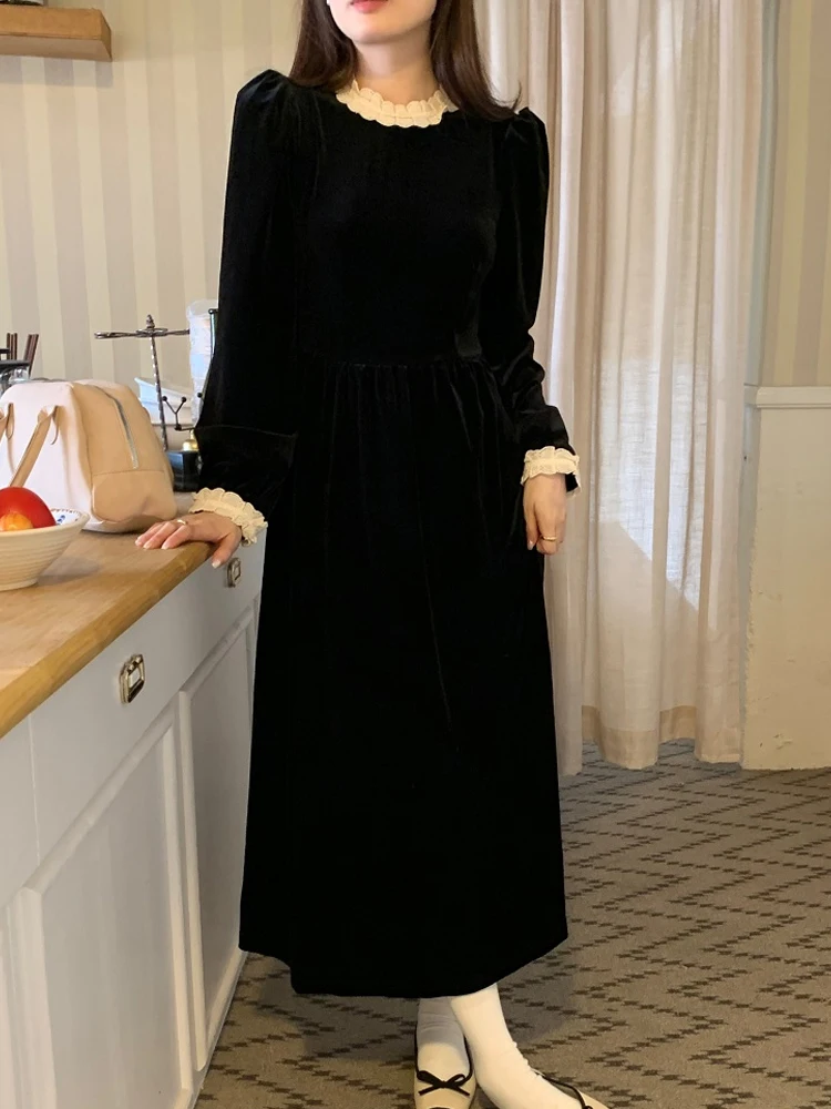 

Women Lantern Sleeve Ruffled Black Velour Dress Autumn Winter Korean Age Reduction Slim Appear Thin Temperament Long Dress New