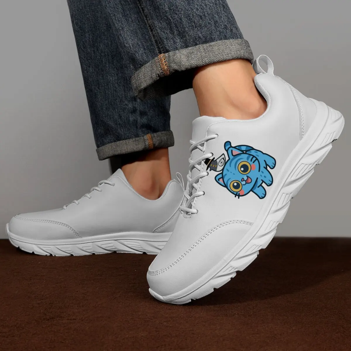 

White Casual Sneakers with Cute Blue Cat Small Hat Pattern Casual Sports Shoes Fashionable Trendy Lace-up Graffiti Street Shoes