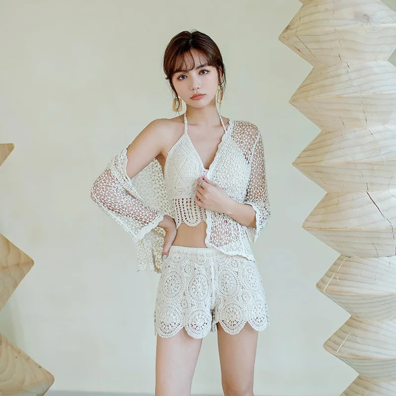 

Three-Piece Bikini Swimsuit Sunscreen Lace Strapless Vacation Beach Holiday Separate Style Neck Hanging Short Pants Cover up