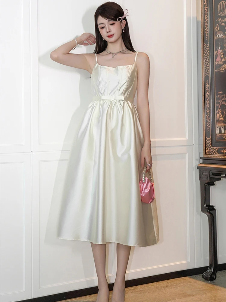 ชุดเดรสยาวปานกลางทรงเอ สีดำ สายเดี่ยว เซ็กซี่  สำหรับผู้หญิง  งานเลี้ยง  งานพรอม  งานวันเกิด  งานปาร์ตี้  ชุดราตรี  ชุดออกงาน  แฟชั่นผู้หญิง  สง่างาม