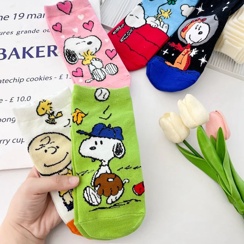 5pairs Snoopy cartoon girl socks cute Snoopy combed cotton socks anime cartoon adult female boat socks