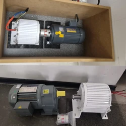 Low Speed 10KW 40KW 380V Permanent Magnet Generator AC 3 Phase Wind Turbine 220V 230V 380V Motors Alternator For Home Use